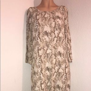 Medium dress reptile print